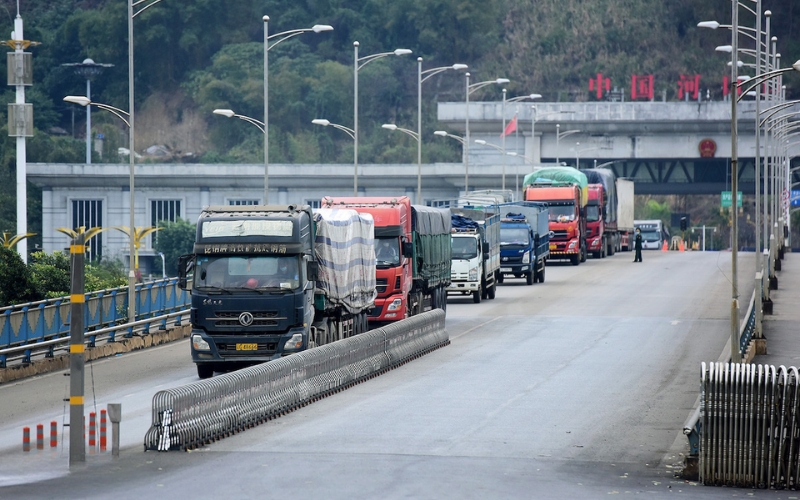 nhập hàng tiểu ngạch là gì
