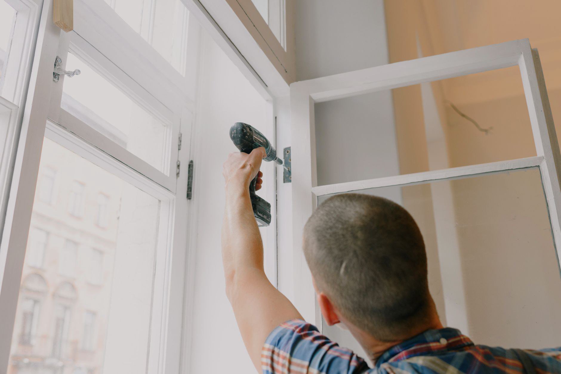 Bản lề âm dương Hafele: Lưu ý pháp lý và bảo hành cần biết
